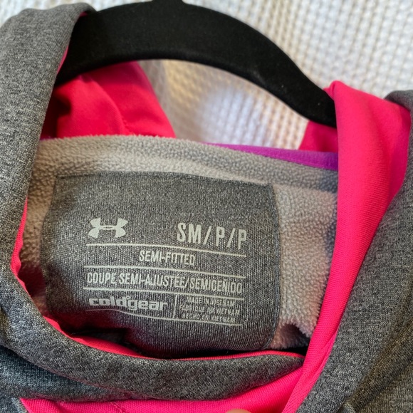 Semi-Fit Pull Over Sweater - Picture 7 of 7